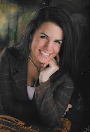 Ashley Brunelle's Instagram, Twitter & Facebook