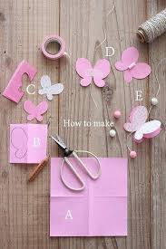 бабочки как украсить комнату на день рождения своими руками из бумаги Letnij Dekor S Babochkami 3 Bumazhnye Babochki Remesla Bumazhnye Cvetochnye Girlyandy