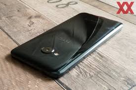 HTC U Play im Test - Hardwareluxx