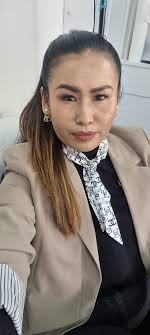 Kanyarat Eyebrow artist