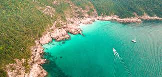 All airport taxi drivers know that most tourists coming from kota bharu airport want to go to perhentian, so they will know where to drop you off. Kota Bharu Guide Gateway To The Beautiful Perhentian Islands And A Lesser Known Malaysia The Travel Intern