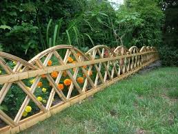 Bamboo Garden Fence Ideas How To Grow Organized Bamboo Garden Fence House Decorating Designs Bamboo Garden Fences Bamboo Garden Small Garden Fence