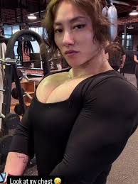 Olivia Biàn Ruìyīng (#volimzenerazvijene #musclemommy #bodybulding #muscle  #flex #pec #pecs #pecsbounce