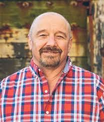 Richard Catron's Instagram, Twitter & Facebook