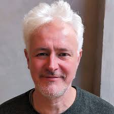 Rob Waugh: Truth, trust and downright lies blog