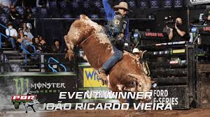 @jrvieirapbr becomes the 19th rider in pbr history to record 300 or more rides on the premier series. Event Winner Joao Ricardo Vieira Proves Age Is Just A Number Youtube