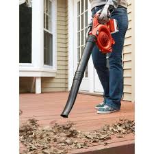 The black+decker lsw221 20v max lithium cordless sweeper is ideal for clearing driveways, sidewalks, decks, garages and other hard surfaces of leaves, grass clippings, and with airspeed up to 130 mph, this sweeper easily clears debris from hard surfaces like driveways, decks, and garages. Black Decker 120 Mph 90 Cfm 40v Max Lithium Ion Cordless Handheld Leaf Sweeper Tool Only Lsw36b The Home Depot