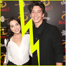 Milo Manheim Is Single Confirms Split With Holiday Kriegel Holiday Kriegel Milo Manheim Split Just Jared Jr