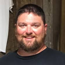 Who designed the SE trail and WYNN dragon stamps?