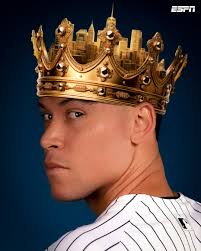 The King of NY is AL MVP again 🏆 Aaron Judge is the first Yankee to win  the award back-to-back since Roger Maris in 1960 and 1961 👑