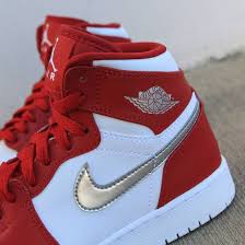 Jordan 1 Mid White Black Gym Red Youth Air Jordan 1 Retro High Gs Big Kids Gym Red Metallic Silver White Jordan 1 Retro High Air Jordans Metallic Silver