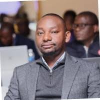 1400+ perfiles de «Ray (raymond)»