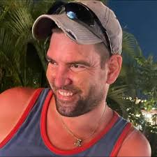 Tom Rieck's Instagram, Twitter & Facebook