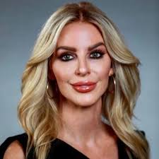 Laura Boyens Email & Phone Number