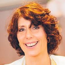 Jennifer Lehr's Instagram, Twitter & Facebook