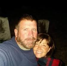 What should I be feeding my bees right now?