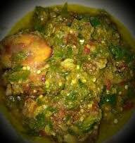 5 sjalotten 6 groene lomboks 6 kemirinoten 3 cm gember (jahe/djahé) 3 cm laos 2 cm kunyit (kurkuma) 1 serehstengel. Resepi Ayam Goreng Berlada Sambal Hijau Informasi Santai