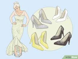 However, designer dresses can cost over a thousand the wedding dress worn by the duchess of cambridge at her marriage to prince william will go on. How To Select Shoes To Wear With Your Wedding Dress 10 Steps