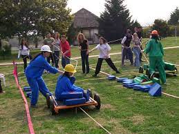Check spelling or type a new query. Alquiler De Juegos Recreativos Carros De Traccion Carpas Y Juegos Juegos Recreativos Juegos De Trabajo En Equipo Campamento Juegos
