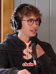 Eve Dalton's Instagram, Twitter & Facebook