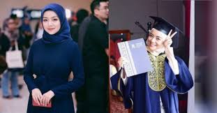 Download lagu rahsia pelajar cemerlang upsr mp3 dan video mp4. Upgrade Dari Gred G Ke A Mira Filzah Kongsi Rahsia Belajar Hingga Boleh Dinobat Pelajar Cemerlang