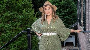 Trijntje oosterhuis zong ken je mij voor marco en ja. Trijntje Oosterhuis Maakt Ingenieus Plan Zo Is Avondklok Minder Erg Rtl Boulevard