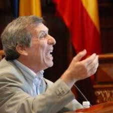 Stream Reyes dice que: " Juan Martel es como la mierda" by  Teldelibredigital