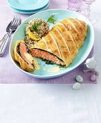 Lachs In Blatterteig Mit Sauce Hollandaise Rezept Lecker Lachs Im Blatterteig Sauce Hollandaise Rezepte Lachs Rezept