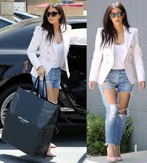 Khloé kardashian can make everything, from a wrap dress to gym clothes, chic. Sikkerhed Sfaerisk Opbevaring Balmain Jacket Kim Kardashian Krage Almindeligt Undga