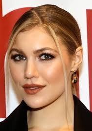 Woman in the Maze (2023) pełna obsada