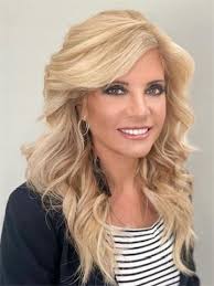 Melissa Croll's Instagram, Twitter & Facebook