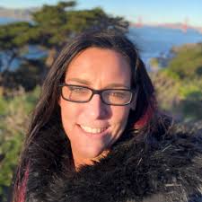 Darcie Mcclelland's Instagram, Twitter & Facebook