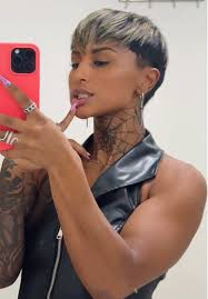 Talisa Harris's Instagram, Twitter & Facebook