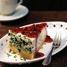 Eiweiße und 1 prise salz mit den quirlen des handrührers steif schlagen. Oreo Cheesecake Rezept Essen Und Trinken