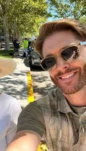 Yesterday, I turned 45! Thank you all for allowing me to use this space to  share my passion for music and artists with you.❤️