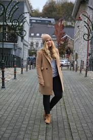 Also set sale alerts and shop exclusive offers only on shopstyle. Tan Chelsea Boots With Coat Outfits For Women 6 Ideas Outfits Lookastic