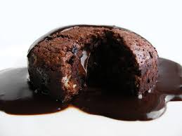 1 Prechauffez Votre Four A 120 C Coupez Le Chocolat En Morceaux Et Faites Le Fondre Au Bain Marie Avec In 2020 Delicious Chocolate Molten Chocolate Cake Fondue Cake