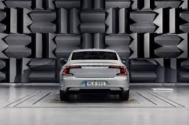 The s90 was unveiled to the public in january 2016, at the north american international auto show in detroit, michigan. India Bound New Volvo S90 Facelift Revealed To Rival Mercedes E Class