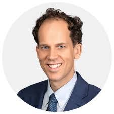 Robert Heimann's Instagram, Twitter & Facebook