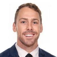 Daniel Caplan's Instagram, Twitter & Facebook