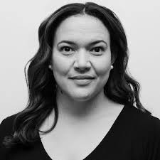 Jacqueline Compton's Instagram, Twitter & Facebook