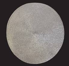 Amazon Com Set 4 Holiday Shiny Round Table Placemats Silver Gold Color 96 006 Silver Place Mats Placemats For Round Table Placemats Gold Color