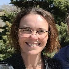 Leann Messer's Instagram, Twitter & Facebook