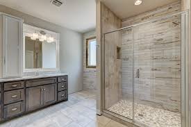 Two Tone Bathroom Cabinets I Like Because If The Bottoms Get Nicked By The Kids It Is Easier To Cover Up Than Two Tone Cabinets Bathroom Cabinets White Wood