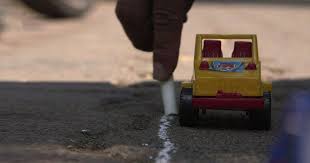 14 cosas que hacían antes nuestros padres y hoy serían impensables. Asi Se Jugaba Antes En Las Calles De Mexico Cbs News