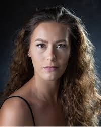 Ana Costache's Instagram, Twitter & Facebook