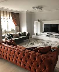 Son Zamanlarda Evlerde Daha Sik Gordugumuz Ve Her Gordugumuzde Bayildigimiz Yanik Turuncu F Luks Oturma Odalari Oturma Odasi Tasarimlari Oturma Odasi Takimlari