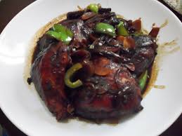 Kali ini, penulis ingin berkongsi resipi ayam panggang black pepper yang mudah dan ringkas untuk disediakan. Resepi Ayam Masak Black Pepper Simple