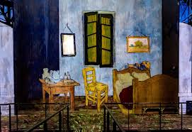 Du 22 février au 5 janvier 2020, l'atelier des lumières, à paris, présente van gogh, la nuit étoilée, une exposition numérique, immersive et contexte : L Atelier Des Lumieres Fait Le Buzz Avec Van Gogh Paris Zigzag Insolite Secret