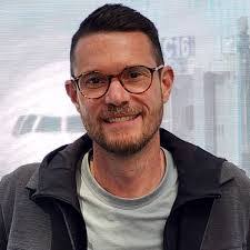 Ken Amar's Instagram, Twitter & Facebook